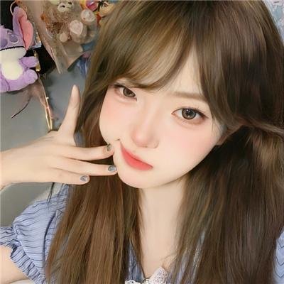 游艇藏春